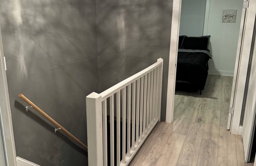 Dolton House | Spacious 4-bedroom house in marvelous Dolton with WiFi, AC