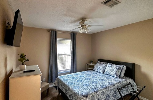 Florida Panhandle House | Spacious 4-bedroom house in beautiful Milton w/WiFi and AC. 30min to Pensacola
