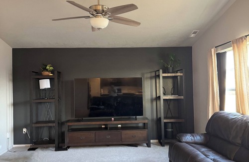 Nampa House | Spacious 4-bedroom house with WiFi and AC in marvelous Nampa
