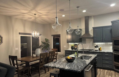 Omaha House | Spacious 4-bedroom house in Omaha/Gretna area