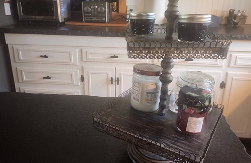 Quincy House | Spacious 4-bedroom house in charming Quincy with AC, WiFi