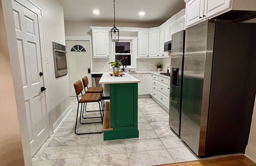 Utica House | Spacious 4-bedroom house in charming Utica with WiFi, AC