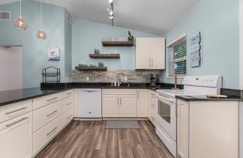 Lake Park House | Spacious 4-bedroom Lake Park house near beaches & downtown. Small Dog Friendly!