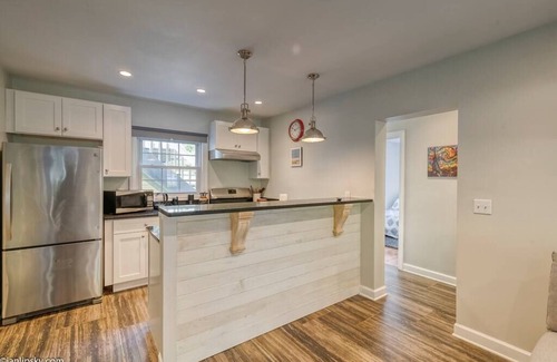 Lower Burns Park Apartment | Spacious 4-Bedroom Near Downtown and UM Stadium