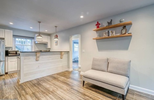 Lower Burns Park Apartment | Spacious 4-Bedroom Near Downtown and UM Stadium