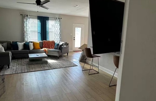 Princeton House | Spacious 4-Bedroom Retreat