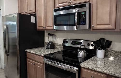 Lindfields House | Spacious 4-bedroom townhome with AC, WiFi in charming Kissimmee