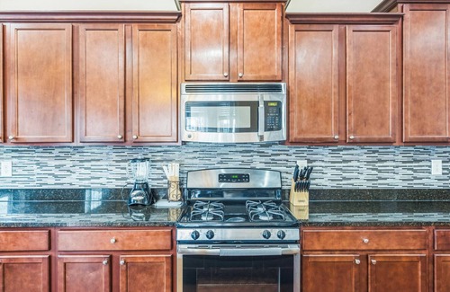 Elkridge House | Spacious 4-bedroom townhome in charming Elkridge with WiFi, AC/Outdoor Playarea