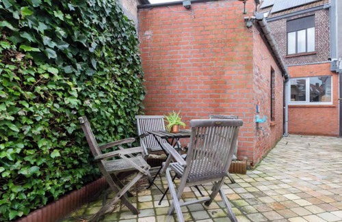 Assebroek House | Spacious 4-bedroom townhome in charming Brugge with FREE PARKING