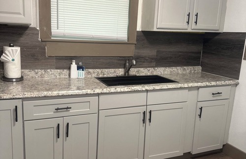 Jacksonville House | Spacious 4-bedroom house in amazing Jacksonville with WiFi, AC