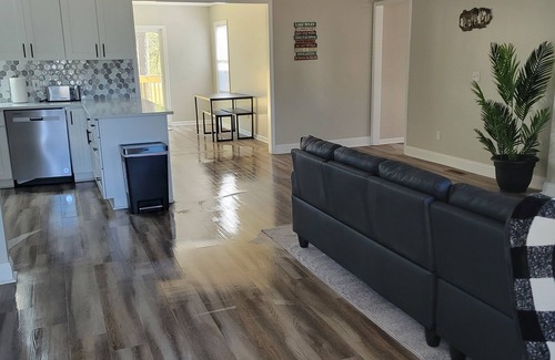 Mount Gilead House | Spacious 4-bedroom house with AC, WiFi in Mount Gilead