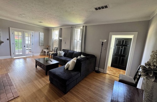 Nacogdoches House | Spacious 4-bedroom house in lovely Nacogdoches with AC, WiFi
