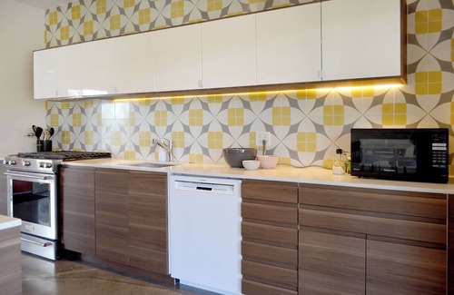 Sunmor House | Spacious 4-bedroom Mid-Century house in Palm Springs