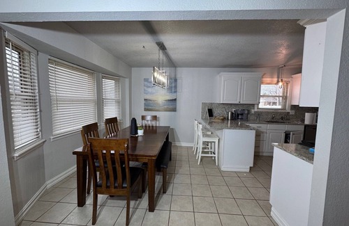 Sand Springs House | Spacious 4 bedroom house in Sand Springs where elegance meets comfort.