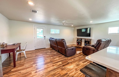 Weatherford House | Spacious 4-bedroom house on quiet private drive