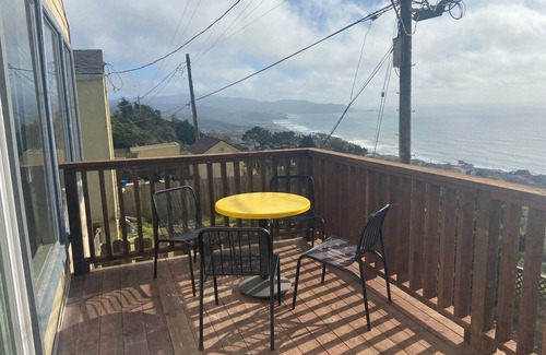 Westlake House | Spacious 4-Bedroom Vacation House with Panoramic Ocean View - 894