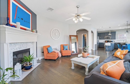 Pearland House | Spacious 4-bedroom with pool great for families, groups and longer stays.