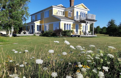 Cormierville Villa | Spacious 4 bedrooms Villa, 30 min from Moncton