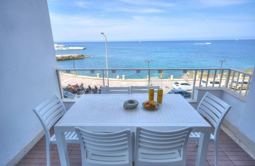 Sliema Apartment | Spacious 4 bedrooms with sea view balcony GOSLM-3