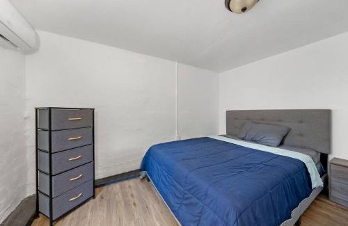 Northside House | Spacious 4-BR Home, 7 miles to TIAA Bank Field