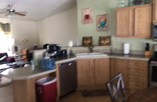 Springerville House | Spacious 4 seasons 3 bedroom 2 bathrooms for 1 great getaway.