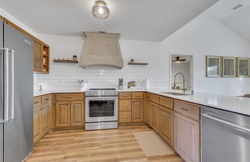 Pooler House | Spacious 4BD/2BA Retreat with in Pooler, GAnnnnn