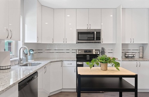 North Philadelphia East House | Spacious 4Bd, 3Ba, Center City, Fishtown, Temple!