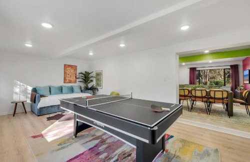 Tallahassee House | Spacious 4BD - Central Stay with Backyard & Games