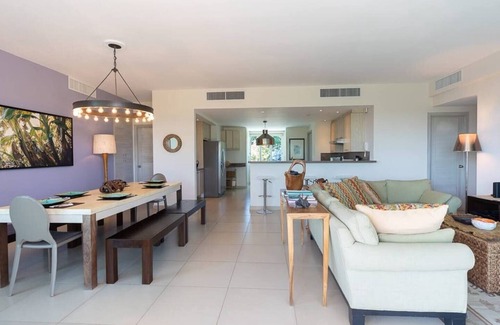 Rio Hato Condo | Spacious 4bdr + 4 bthr Beach Front w/Pools & Waterpark