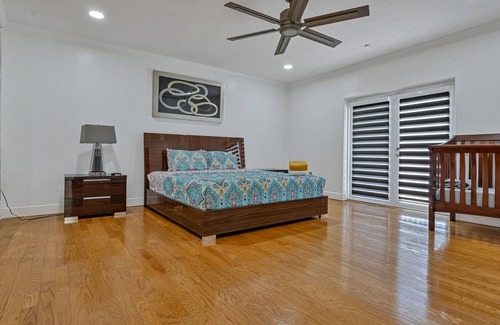 Country Walk House | Spacious 4BDRM with Private Pool, Balcony, & BBQ