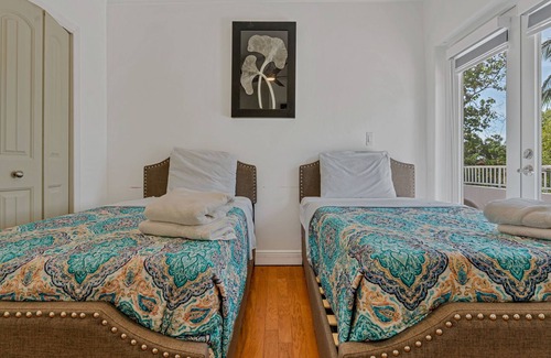Country Walk House | Spacious 4BDRM with Private Pool, Balcony, & BBQ