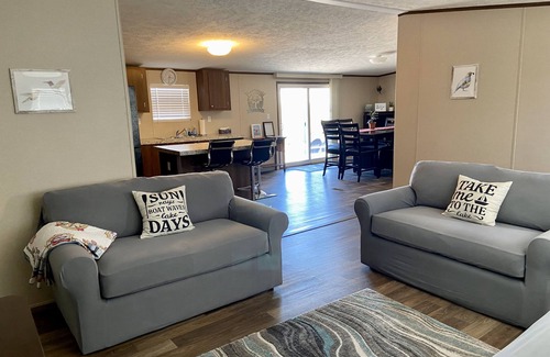 Elephant Butte House | Spacious 4BR, 2BA Close to Elephant Butte Lake, and the Golf Course!