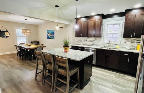 Ocean View Cottage | Spacious 4BR/3BA Cottage near Ocean & Pool, Perfect for Family Getaways!