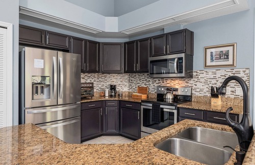 Apopka House | Spacious 4BR/3BA Retreat with Pool