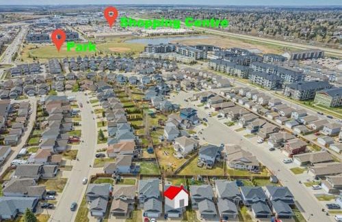 Stonebridge House | Spacious 4BR-4BA House for Large Families & Group in Stonebridge