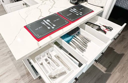 Burbank House | Spacious 4BR- 4BA in Hollywood - Ful2-Bur