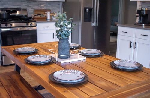 Conroe House | Spacious 4BR Family Retreat- Comfort & Fun for All Ages