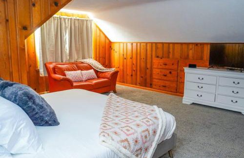 Columbus House | Spacious 4BR Family & Work-Friendly Home, Close to Airport