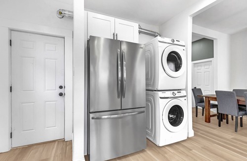 Fountain Square House | Spacious 4BR Home Near Fountain Square & Other Attractions - Pet Friendly