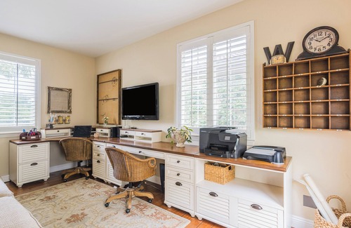 Torrey Highlands House | Spacious 4BR Home w/Fireplace, Work Space & Backyard Dining
