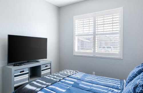 Hanford Apartment | Spacious 4BR Home With BBQ, Near Sequoia & Fresno