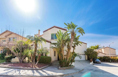 Loma Linda House | Spacious 4BR Home｜Work-from-Home Friendly｜Garage & Patio｜Pets Welcome #41375