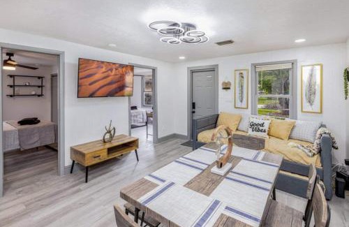Azalea Park House | Spacious 4br Orlando Home Flex Room Pets Ok