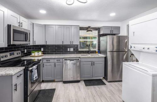 Azalea Park House | Spacious 4br Orlando Home Flex Room Pets Ok