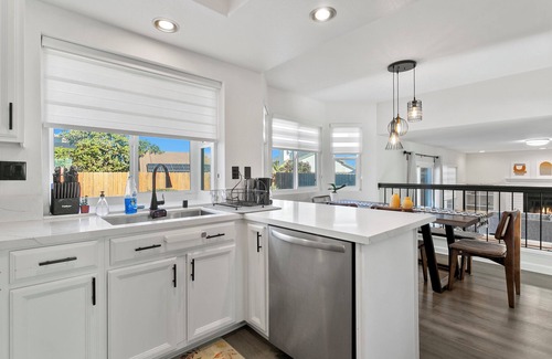 Mira Mesa House | Spacious 4BR Retreat w/Private Pool, Office & Fenced Yard｜ Pet-Friendly #41925