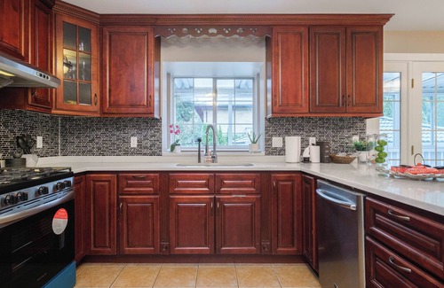 Oakridge House | Spacious 4BR w/Ensuites Mins to Downtown YVR UBC