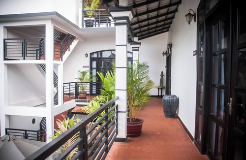 Sangkat Sla Kram House | Spacious 5-bedroom house with private pool