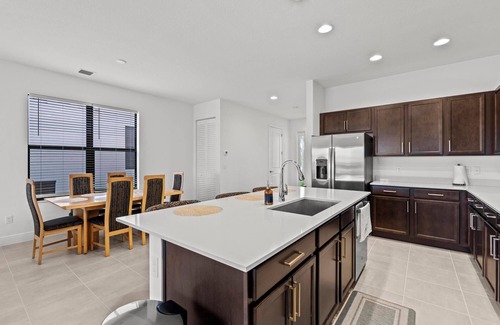 Wellington House | Spacious 5-bedroom house with AC and WiFi in marvelous Loxahatchee Groves