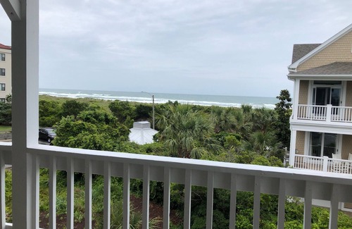 Shell Island House | Spacious 5-bedroom house in peaceful WB w/neighborhood beach access.