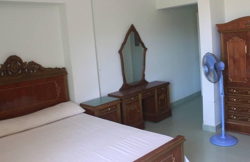 Ad-Dab'ah House | Spacious 5-bed House in Alamein With Large Garden